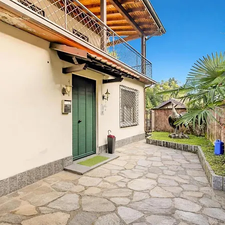 Appartement La Caravella View - Happy Stresa