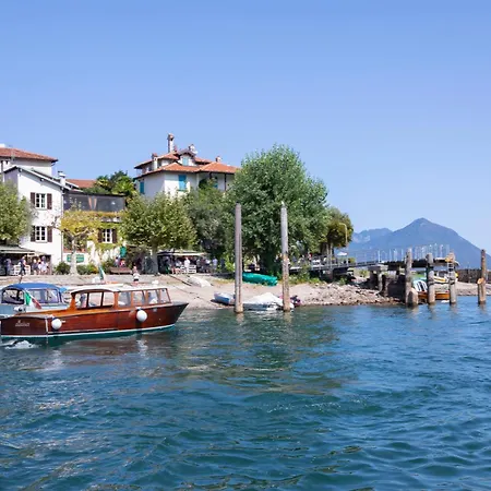 La Caravella: Stresa Lake & Islands View Balcony - Happy Rentals